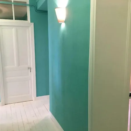 B7 Confort Tour Tanguy Апартаменты Брест